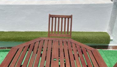 Apartamento nuevo con piscina en el centro "Doña Paca-Ronda" - Photo 3