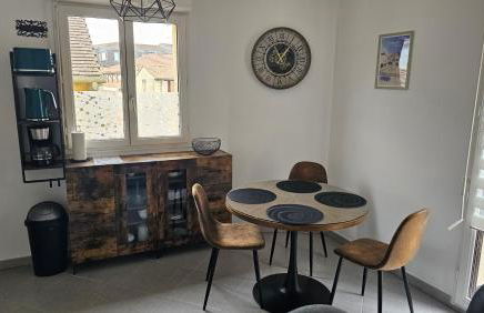 Le "Chic en Ville" Centre historique, climatisé, wifi, Parking sous-sol inclus - Foto 5