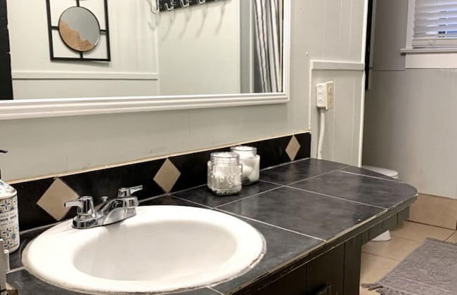 Jefferson Home Room 3 - Photo 7