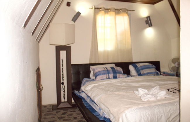 Naudy Lorena - Foto 3