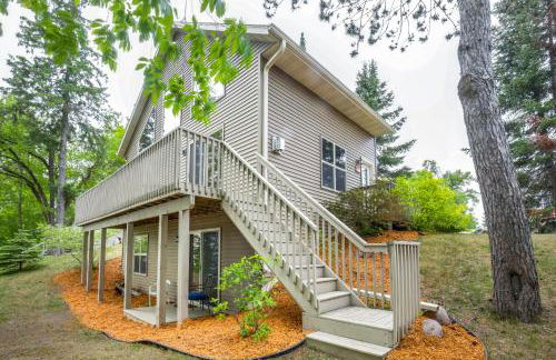Lakefront Wisconsin Cabin Dock, Walk to Beach! - Foto 2