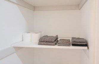 Spacious House in Prime Location - Photo 76