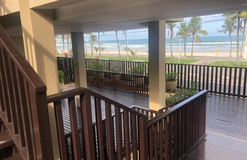 Residências Garcez - Pantai Enseada - Pé na Areia - Vista Mar - Foto 18