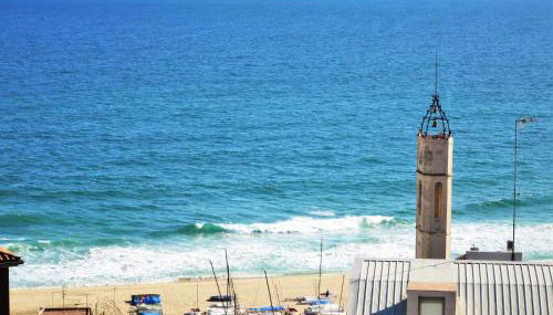 Carmen Seaview & Beach - Apartment - Photo 2