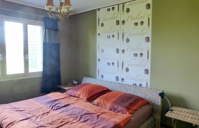 Holiday Home in Plozevet Near Beaches - Foto 2