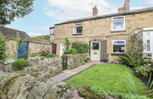 5 Belper Lane End - Photo 2