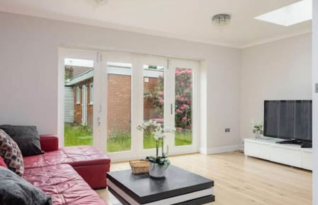 Tudor House Kingston Luxury 5 bed Villa - Foto 14