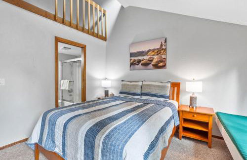 Alpine Escape: Tahoe Oasis Steps from Lake - Foto 7