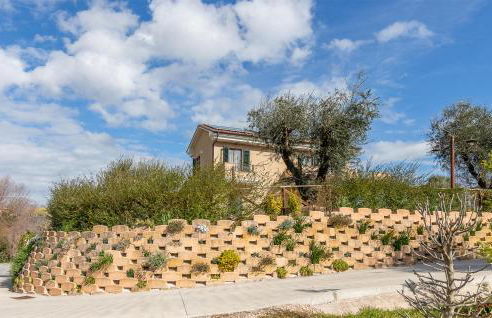 Amazing Home In Morrovalle With Wifi - Foto 7