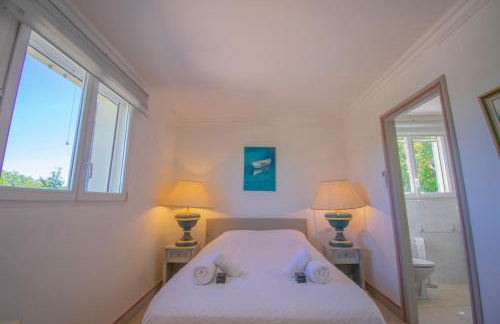 Charmante villa avec grande piscine au calme - Foto 17