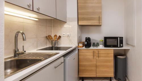 Le Jardin du Lez - Parking Privé et Gratuit - Wifi Fibre - Rives du Lez - Photo 5, stove