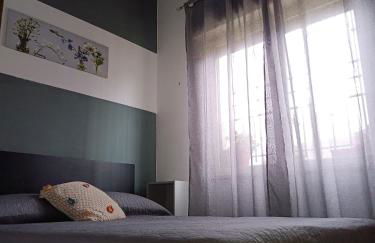 Bilocale con terrazza vista mare e montagna - Foto 3