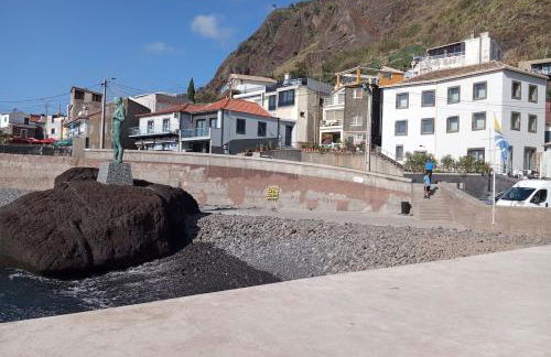 Pauloldtown - Local experience w rooftop n jacuzzi - Photo 17