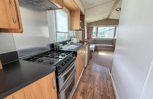Homely 8 Berth Caravan At California Cliffs Near To Scratby Beach Ref 50067G - Foto 13