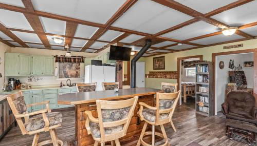 Off Grid Cozy Private Cabin - Foto 5