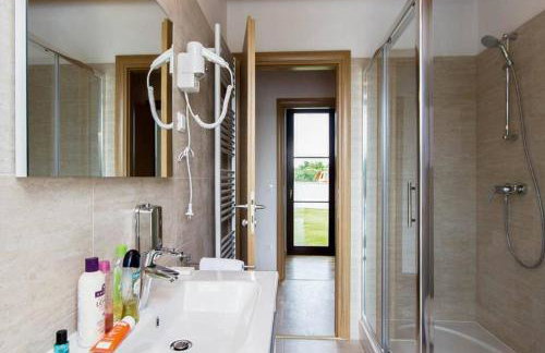 Villa Dora in Central Istria kids friendly with private pool and playground for 10 persons - Foto 42