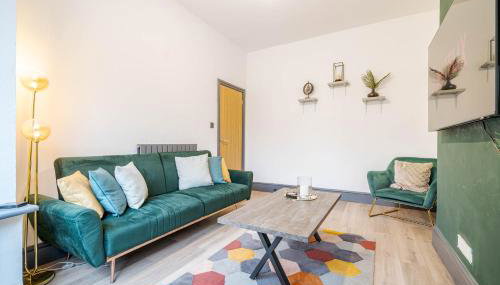 Manchester Three Bedroom House with Parking - Foto 3