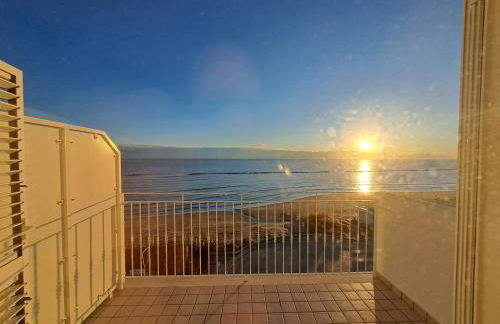 Attico fronte mare - Foto 4