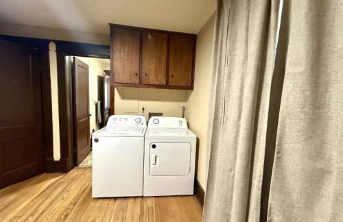 Downtown Location With Washer and Dryer. - Foto 7