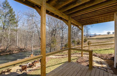 New Riverfront Home with Mtn Views - Foto 21