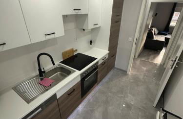 Stylish Home Theater Apartment 3 - Foto 5