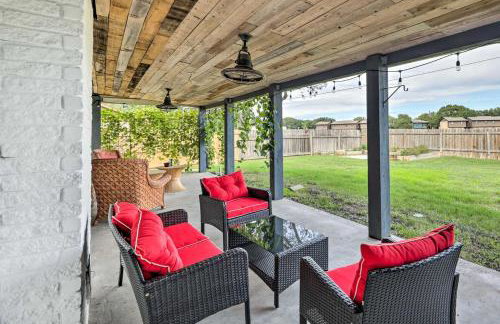 Pet-Friendly Lockhart Home with Private Yard - Foto 24