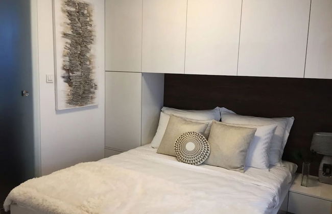 Modern Villa With Private Heated Pool and Lounge Area for a Relaxing Stay - Foto 2