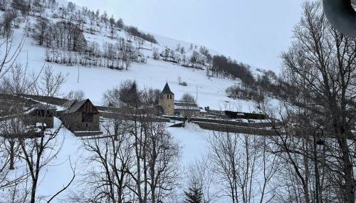 Magnifique chalet à 3km PEYRAGUDES PYRENEES LUCHON - Foto 2