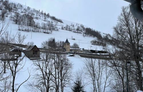 Magnifique chalet à 3km PEYRAGUDES PYRENEES LUCHON - Foto 2