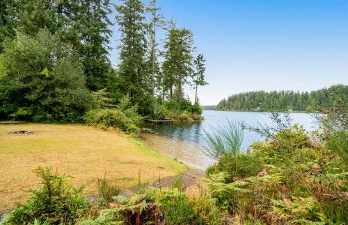 Grandpa's Lake House - Foto 38