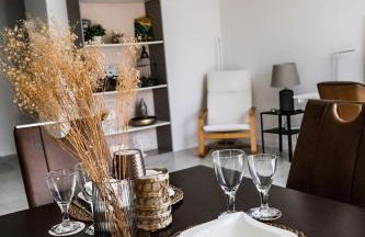 Neue moderne Wohnung,74qm,Balkon,Kingsize Boxspringbett - Foto 1