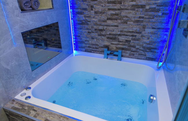 Aphrodite Suites Huddersfield - Foto 50