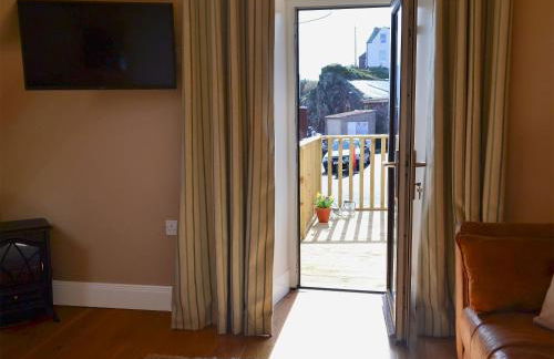 Rock Cottage - Photo 3