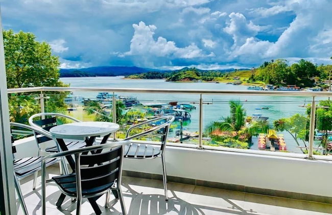 Guatape Lake view - Photo 31