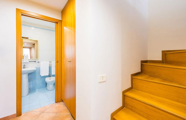 Vomero Duplex Apartment by Wonderful Italy - Photo 26