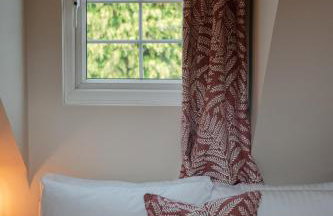 Hazel House - Cosy 2 bedroom house with parking near to Oxford - Foto 58