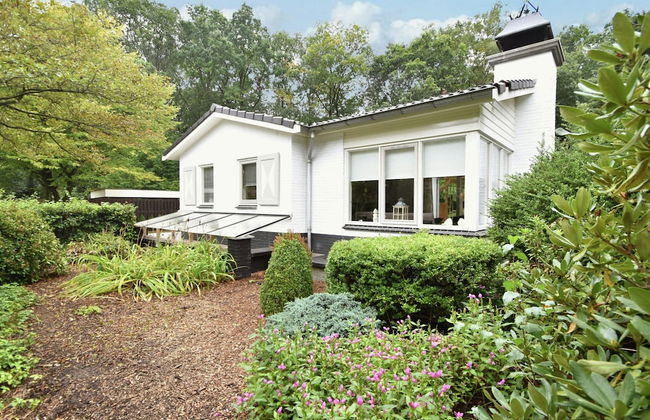 Holiday Home in Holten Near Holterberg - Photo 1