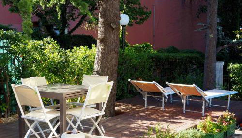 Nel verde a due passi dal mare - Foto 4, Garden, Garden view