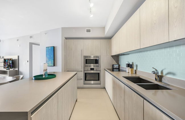 Luxury Beachfront Condos in Hollywood - Foto 67