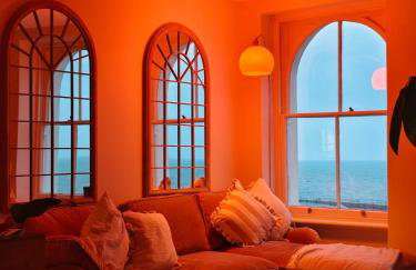 Ocean Whisper - 2 Bedroom Sea Front Apartment - Foto 31