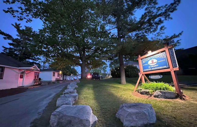 Alton Lodges - Photo 18