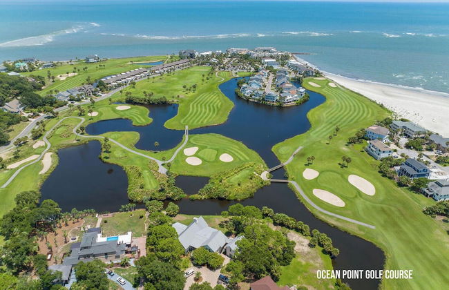 Spacious Ocean View Home w/ New Furniture, Huge Deck, & Wifi - Foto 40