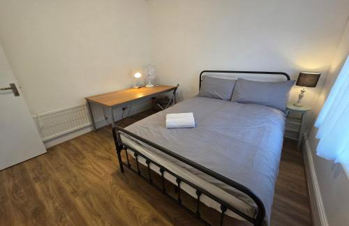 Stylish East London Stay 2Bed Home in Forest Gate - Foto 18