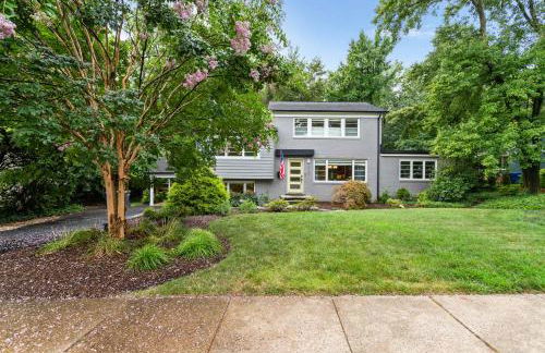 Sojourn Beautiful Home with Beach Access & Backyard - Foto 42