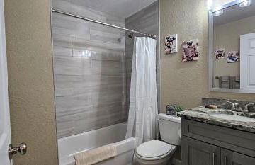 Stylish 2BR in Ocala Near WEC & FAST - Foto 16