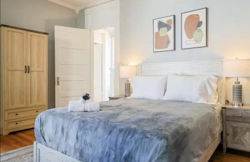 Spacious Home Downtown - Children's Hospital, Pets - Foto 29