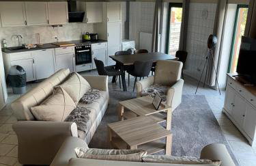 Großes Familienapartment über 2 Etagen mit Weitblick in die Natur - Foto 4