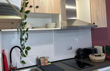 Jo's Studios - Photo 5