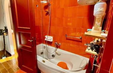 Appartamento per Famiglie in Centro ad Asiago con Posto Auto e Ampio Giardino - Foto 15