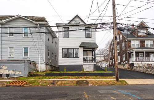 Comfort Meets Style 3BR Plus Parking - Foto 61